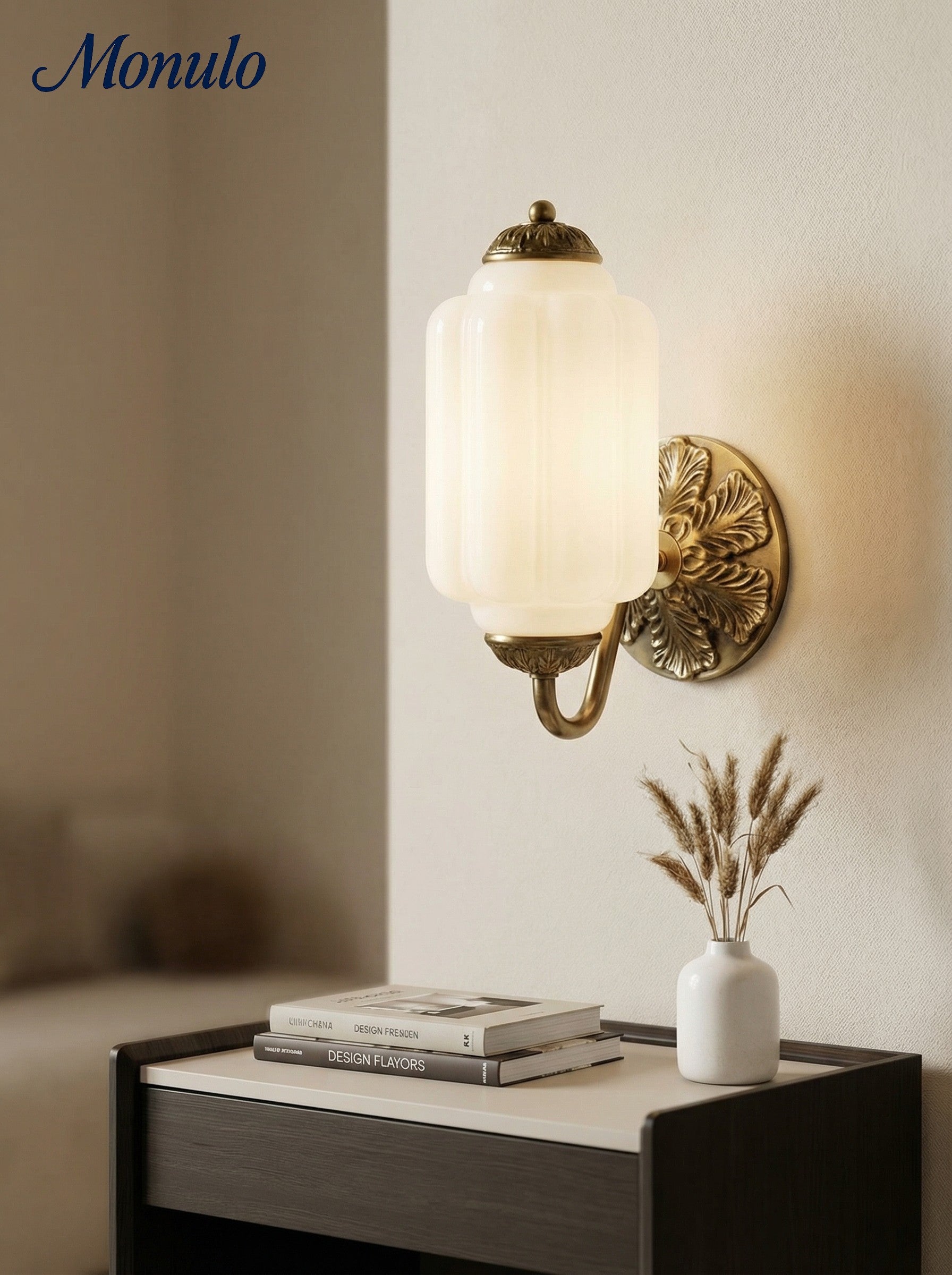 Klasyczna szklana lampa ścienna w kształcie dyni