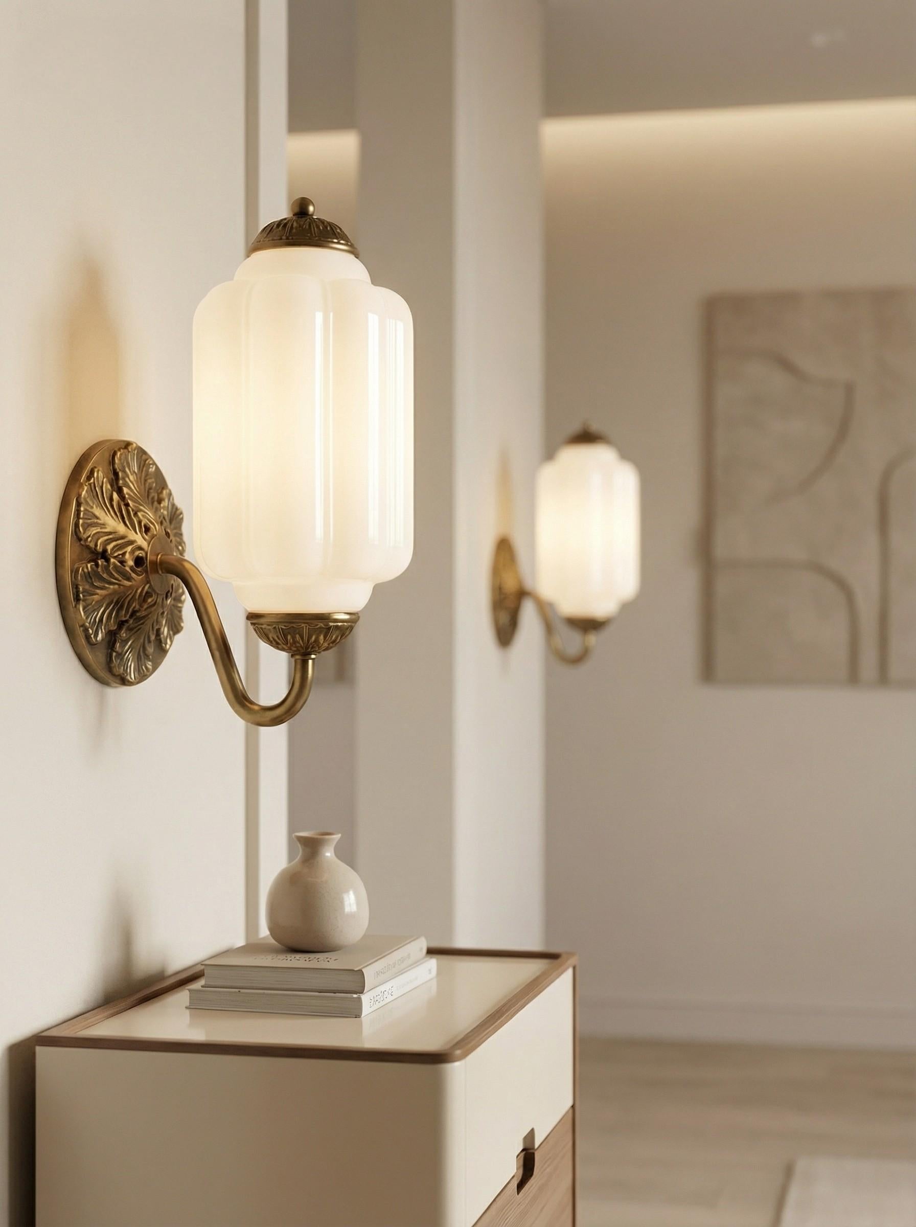 Klasyczna szklana lampa ścienna w kształcie dyni