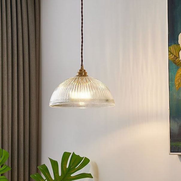 Moderne hanglamp van geribbeld doorzichtig glas