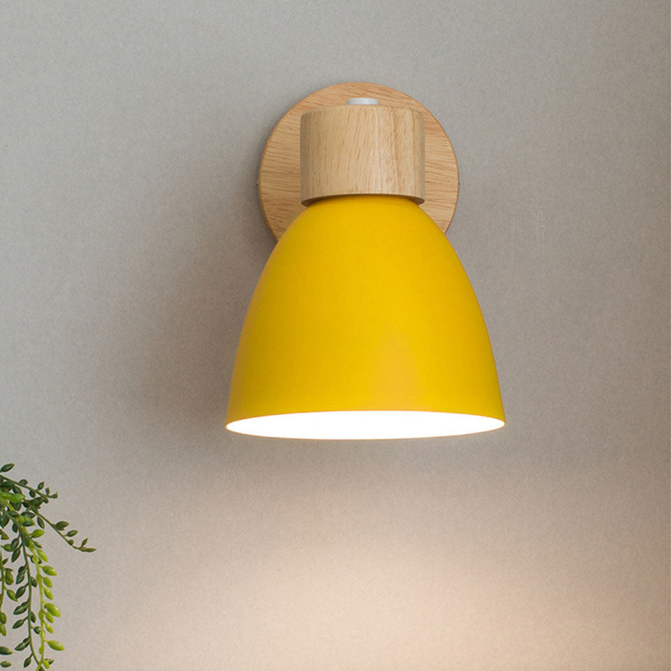 Moderne minimalistische wandlamp LED in kegelvorm van hout