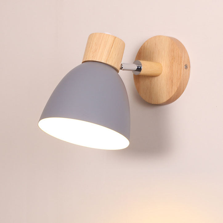 Moderne minimalistische wandlamp LED in kegelvorm van hout