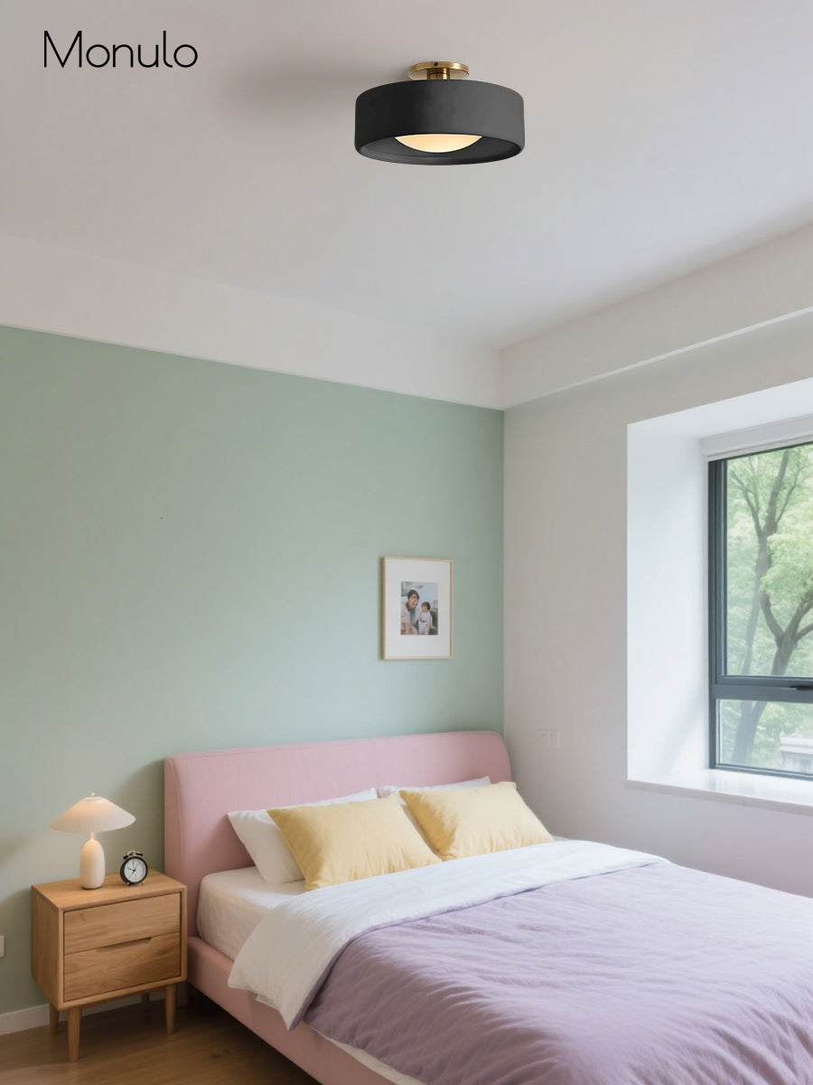 Skandynawska porcelanowa lampa sufitowa montowana na płasko