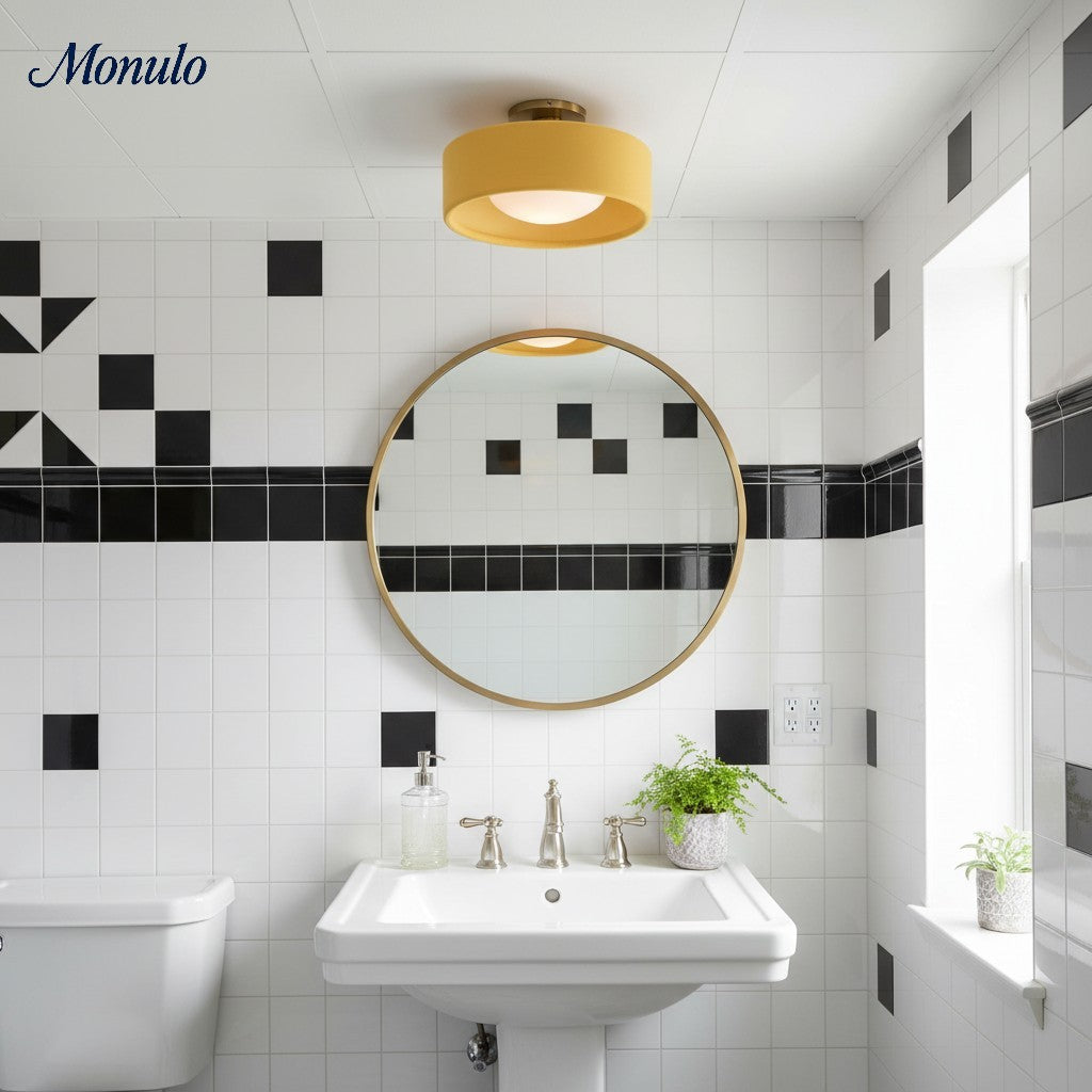 Skandynawska porcelanowa lampa sufitowa montowana na płasko