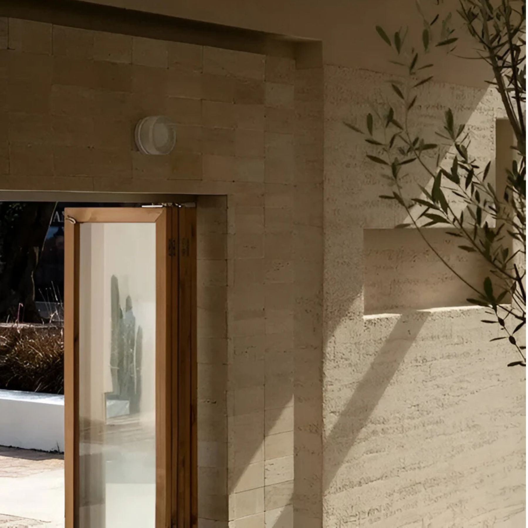 Ronde wandlamp met zacht licht