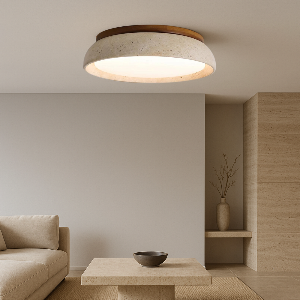Minimalistyczna lampa sufitowa z naturalnego trawertynu