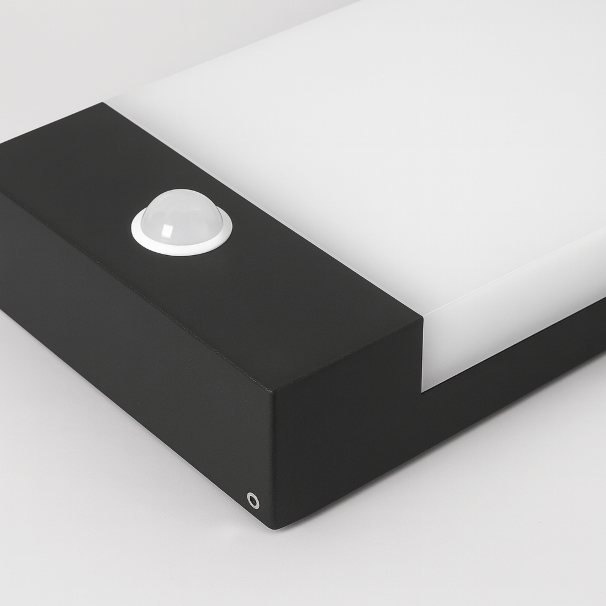 Lampe murale de forme rectangulaire avec panneau diffuseur