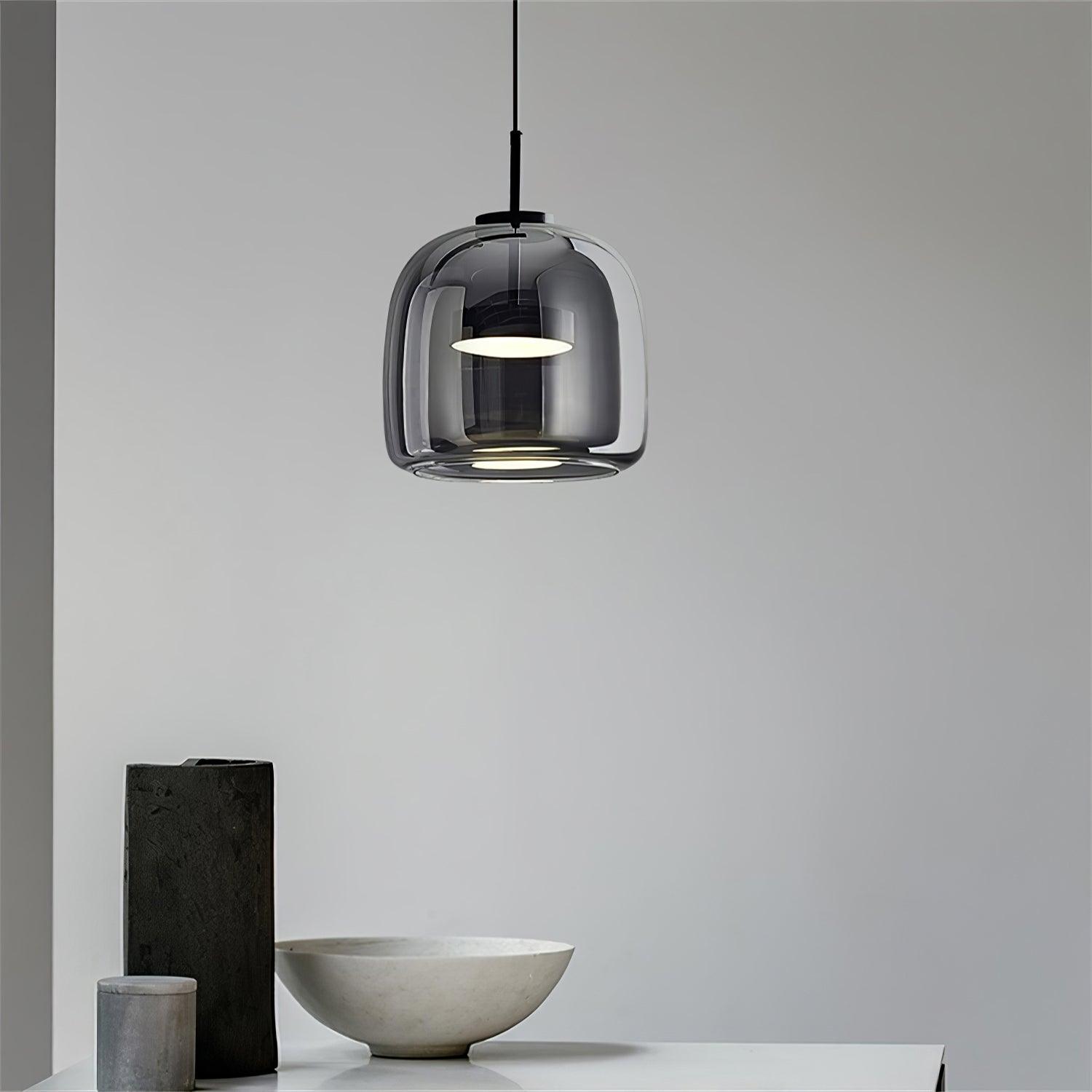 Moderne hanglamp met LED van getint glas