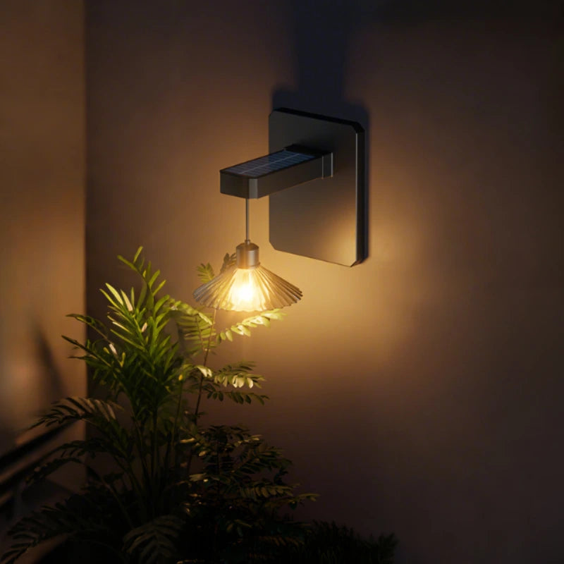 Lampe murale solaire extérieure avec lampe suspendue éclairée