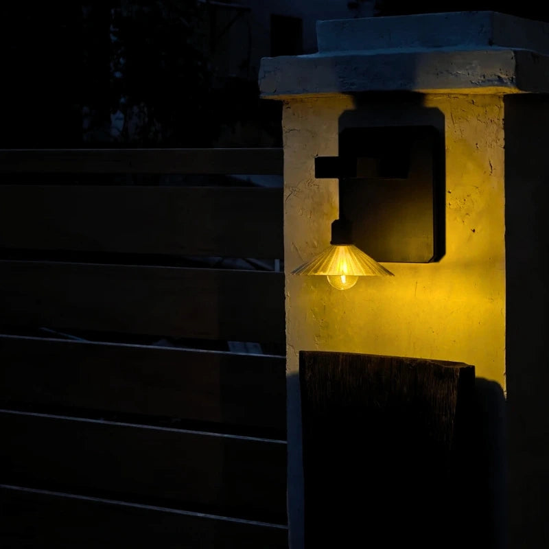Lampe murale solaire extérieure avec lampe suspendue éclairée