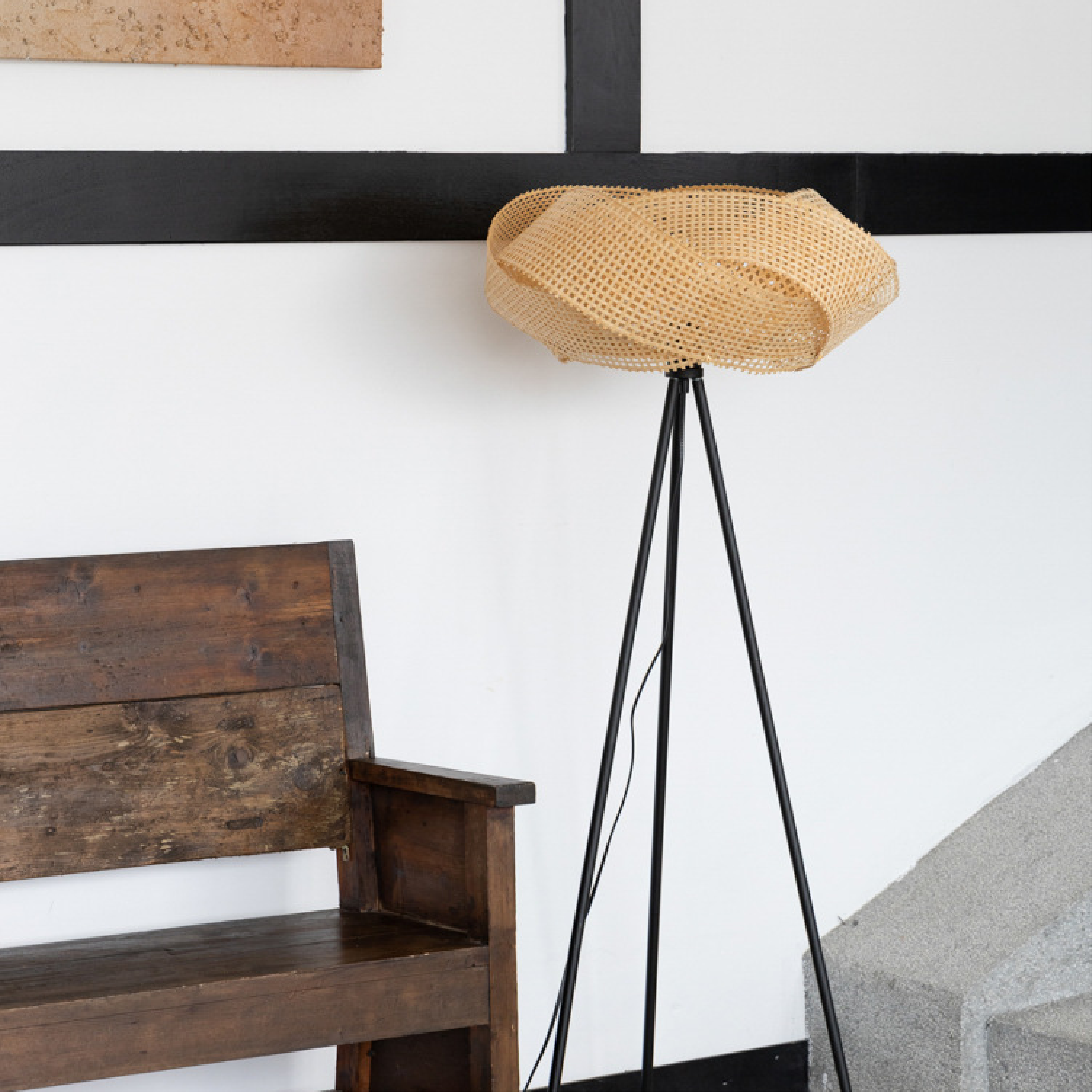 Artystyczna lampa podłogowa z bambusa