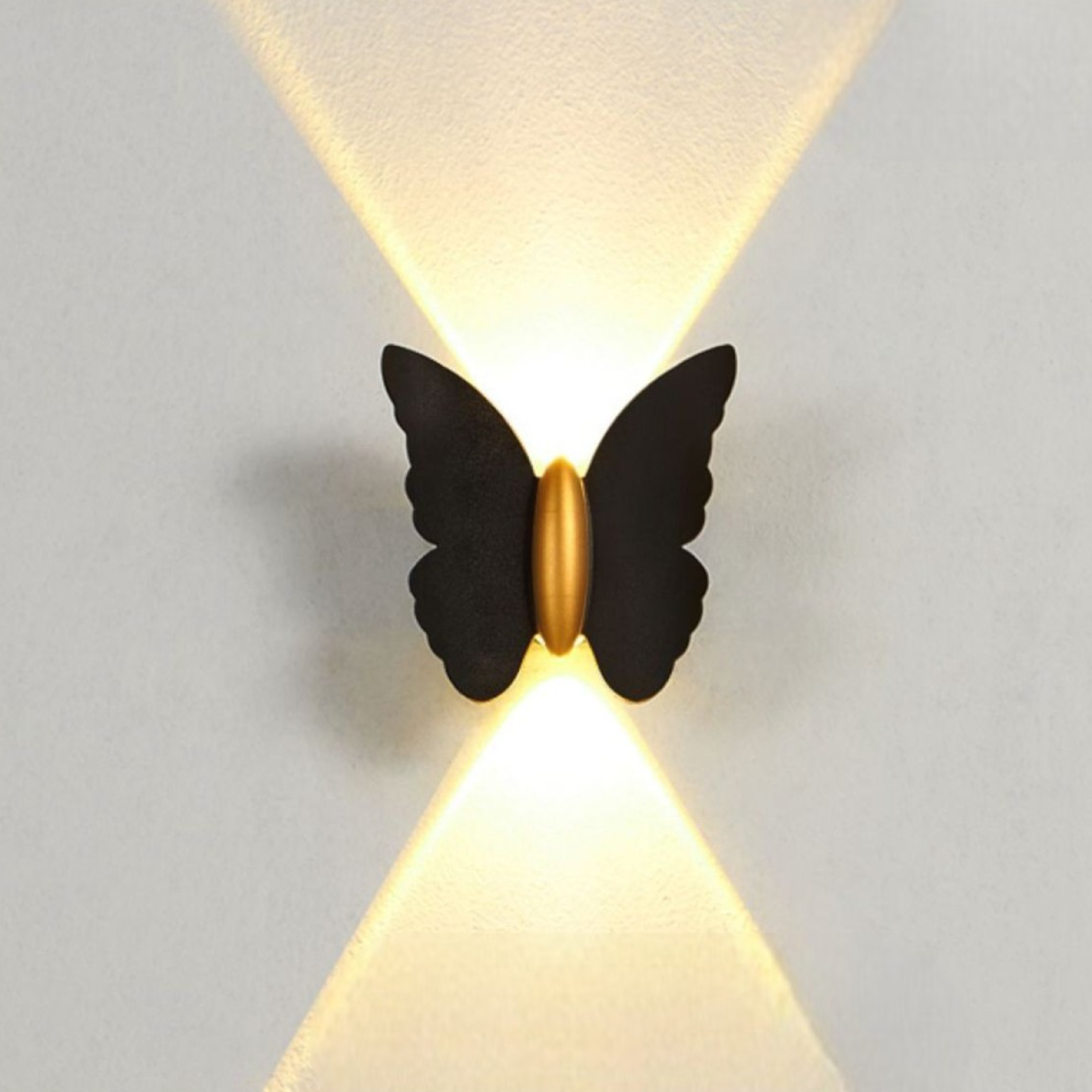 Estetyczna lampa ścienna zewnętrzna Butterfly
