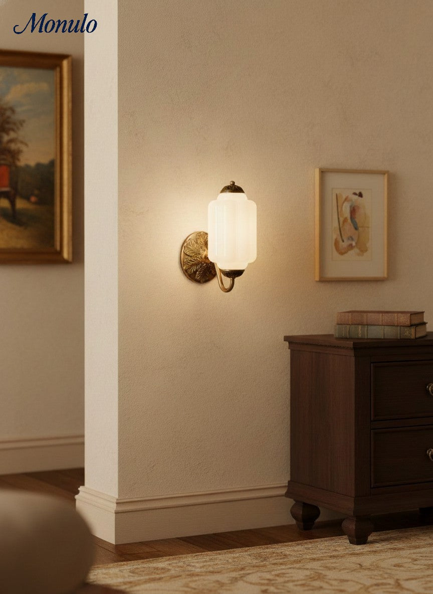 Klasyczna szklana lampa ścienna w kształcie dyni