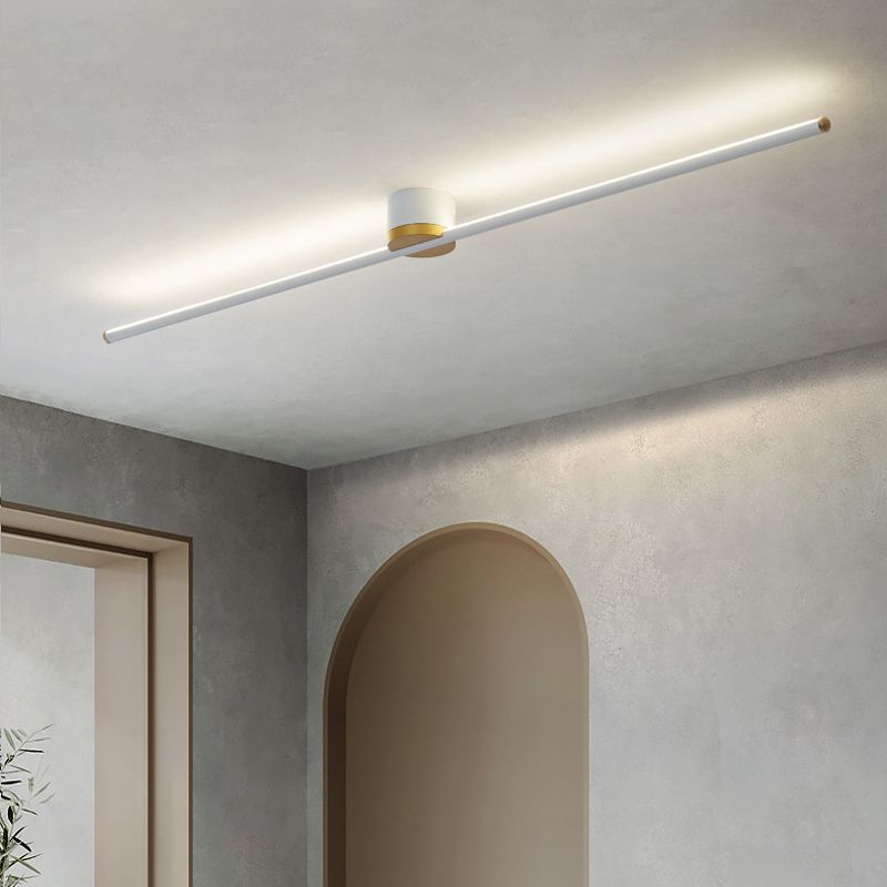 Lineaire plafondlamp voor opbouwmontage