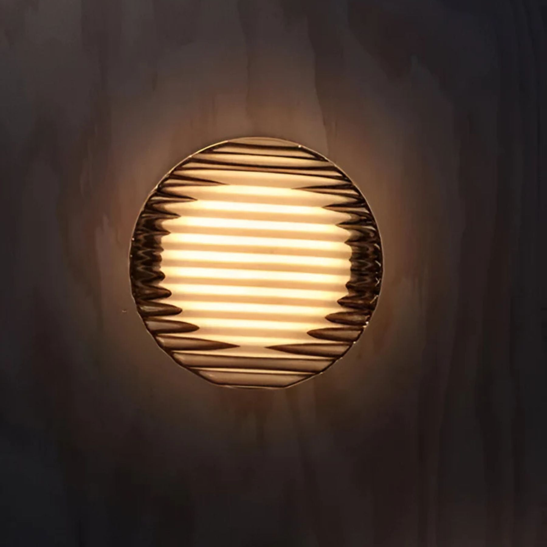 Ronde wandlamp met zacht licht