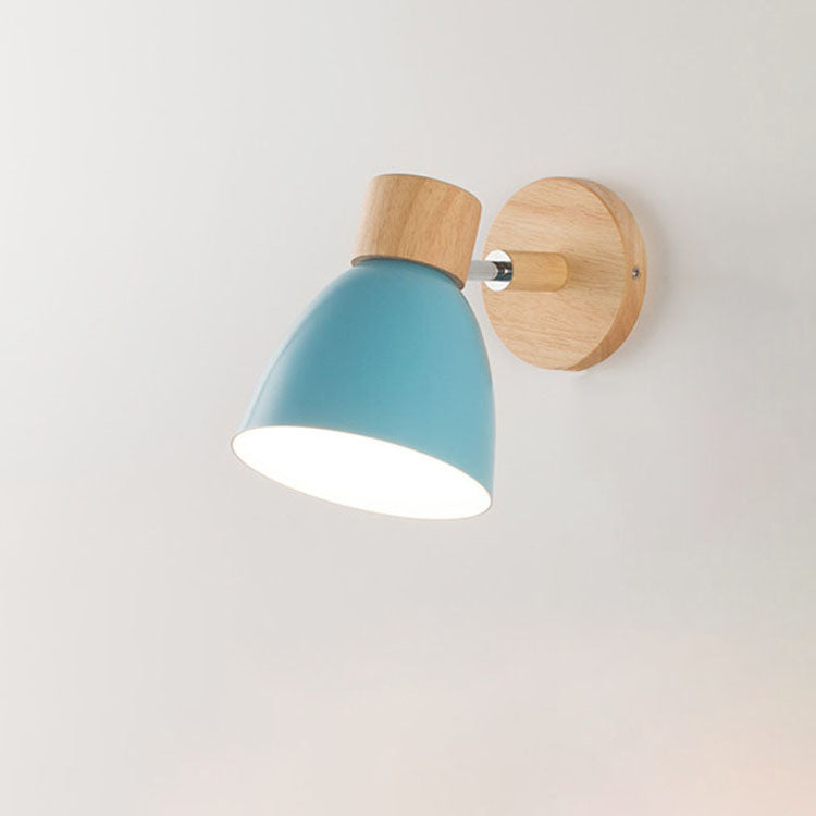 Moderne minimalistische wandlamp LED in kegelvorm van hout