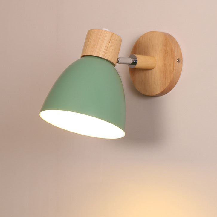 Moderne minimalistische wandlamp LED in kegelvorm van hout