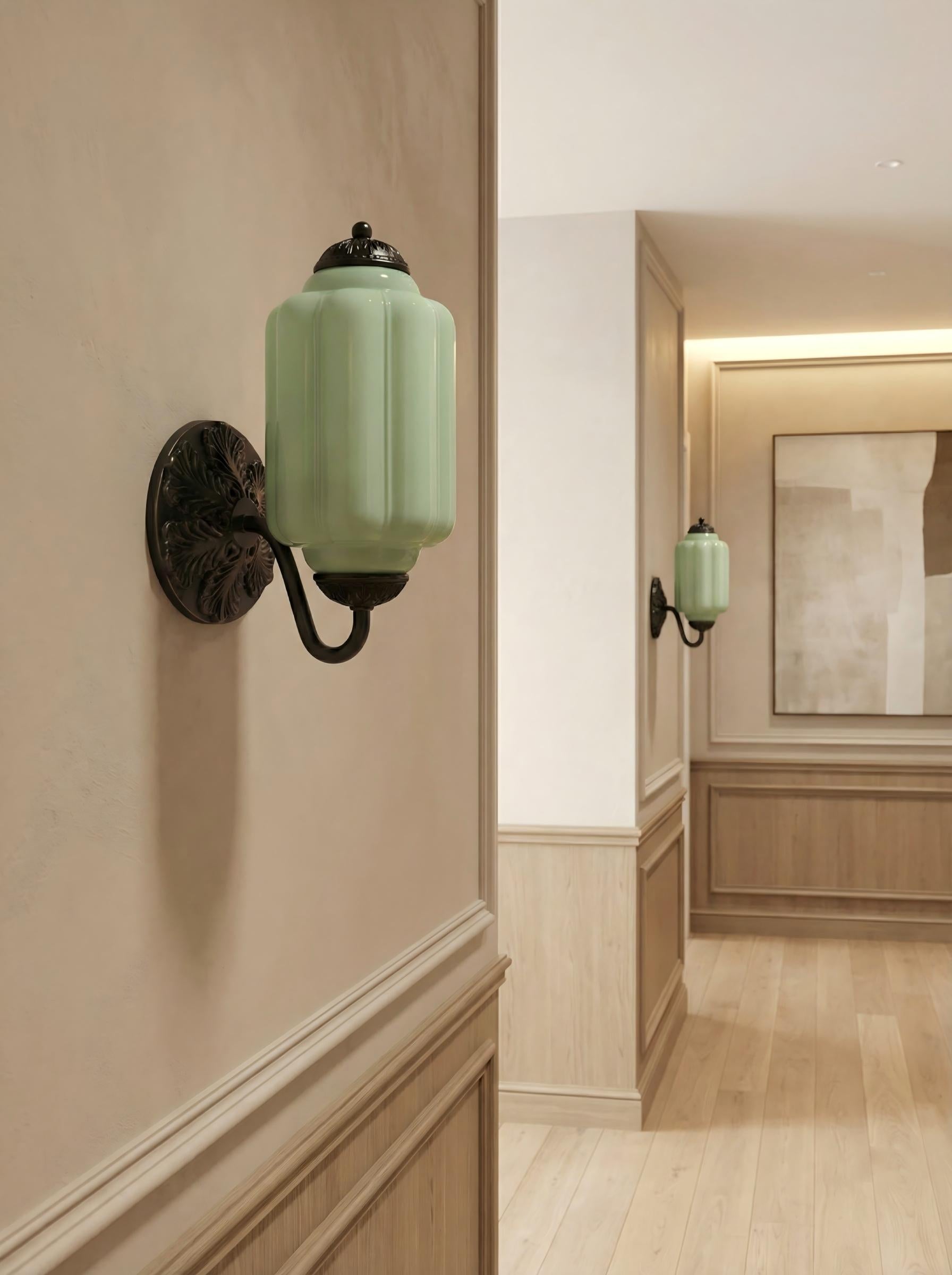 Klasyczna szklana lampa ścienna w kształcie dyni