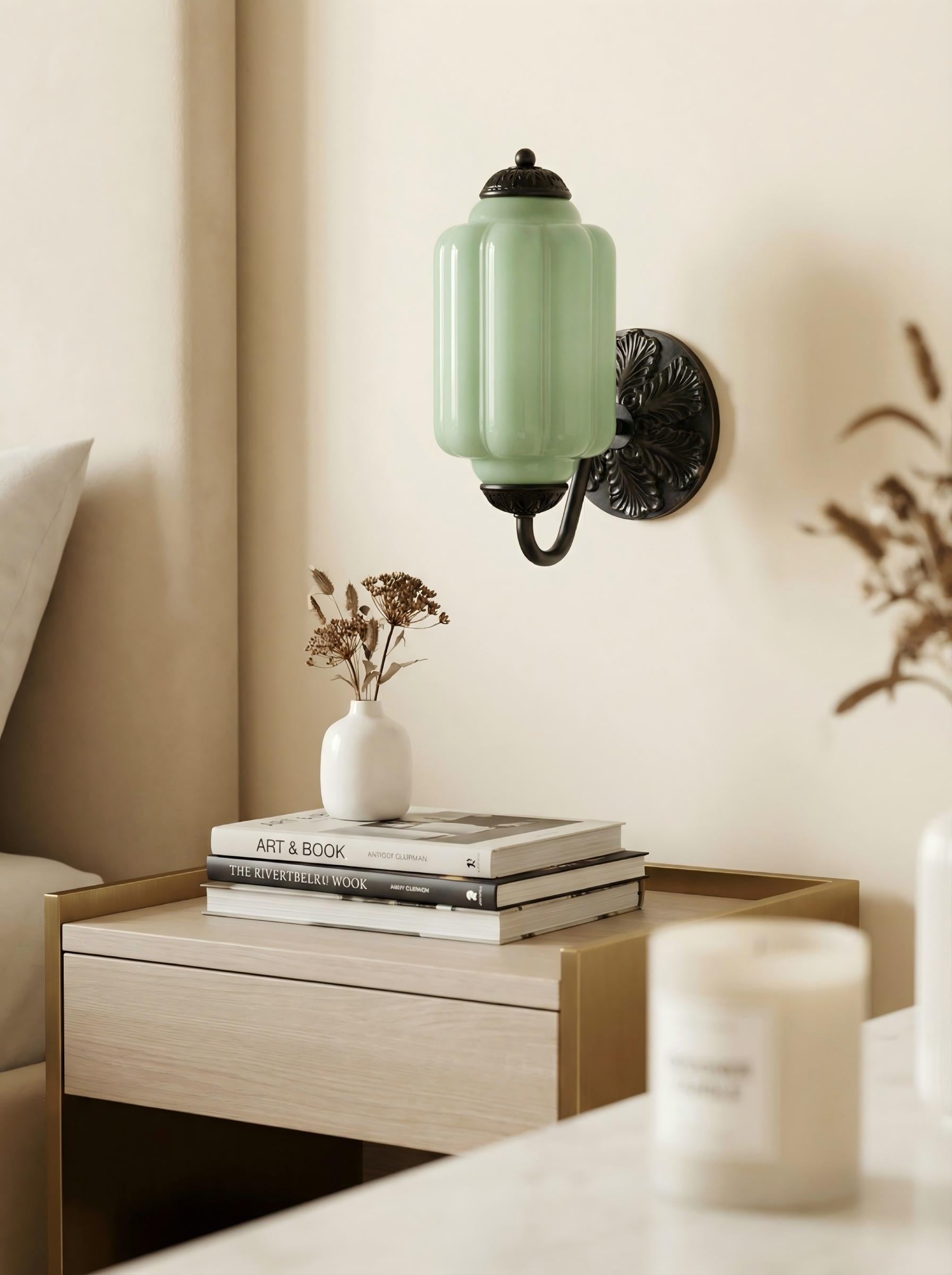 Klasyczna szklana lampa ścienna w kształcie dyni