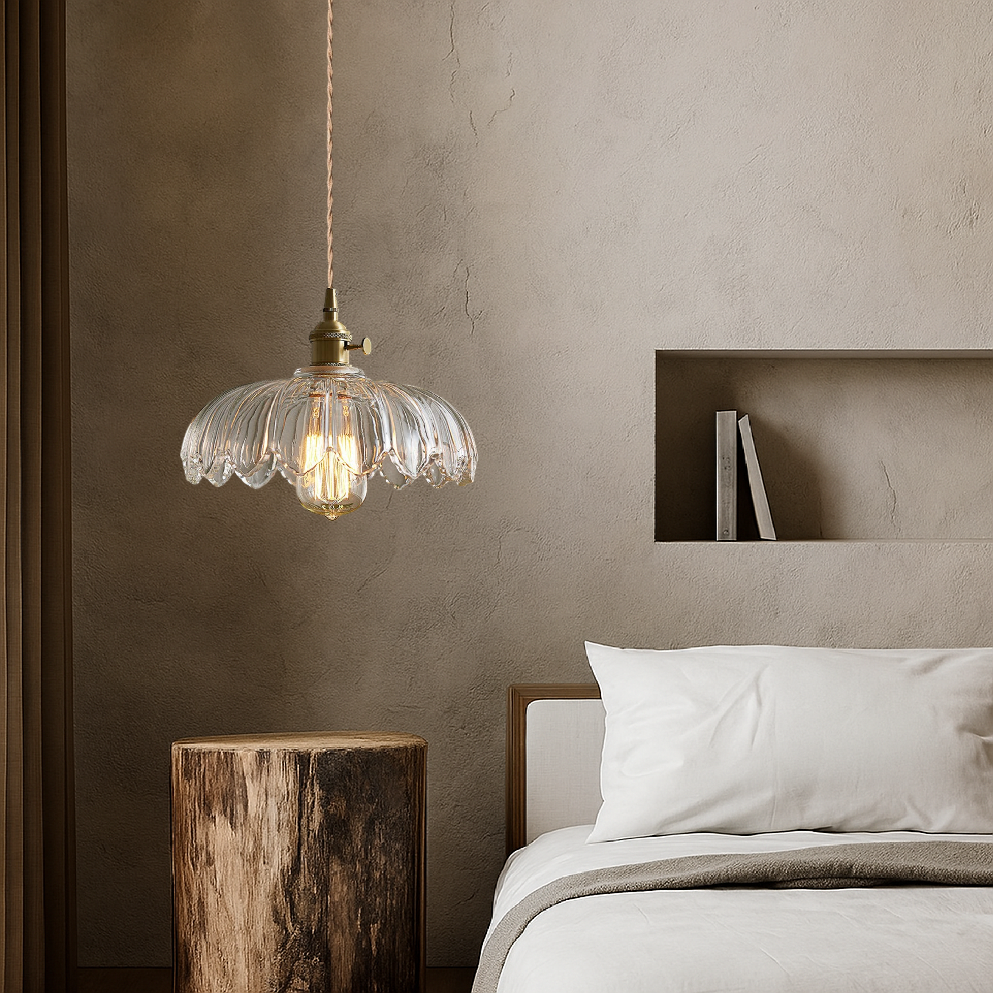 Lampa wisząca w kształcie kwiatu szklanego