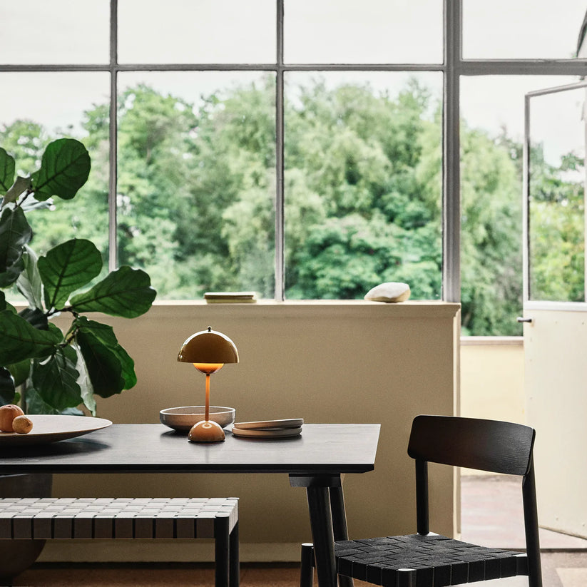 Scandinavische draadloze tafellamp met lichtregeling