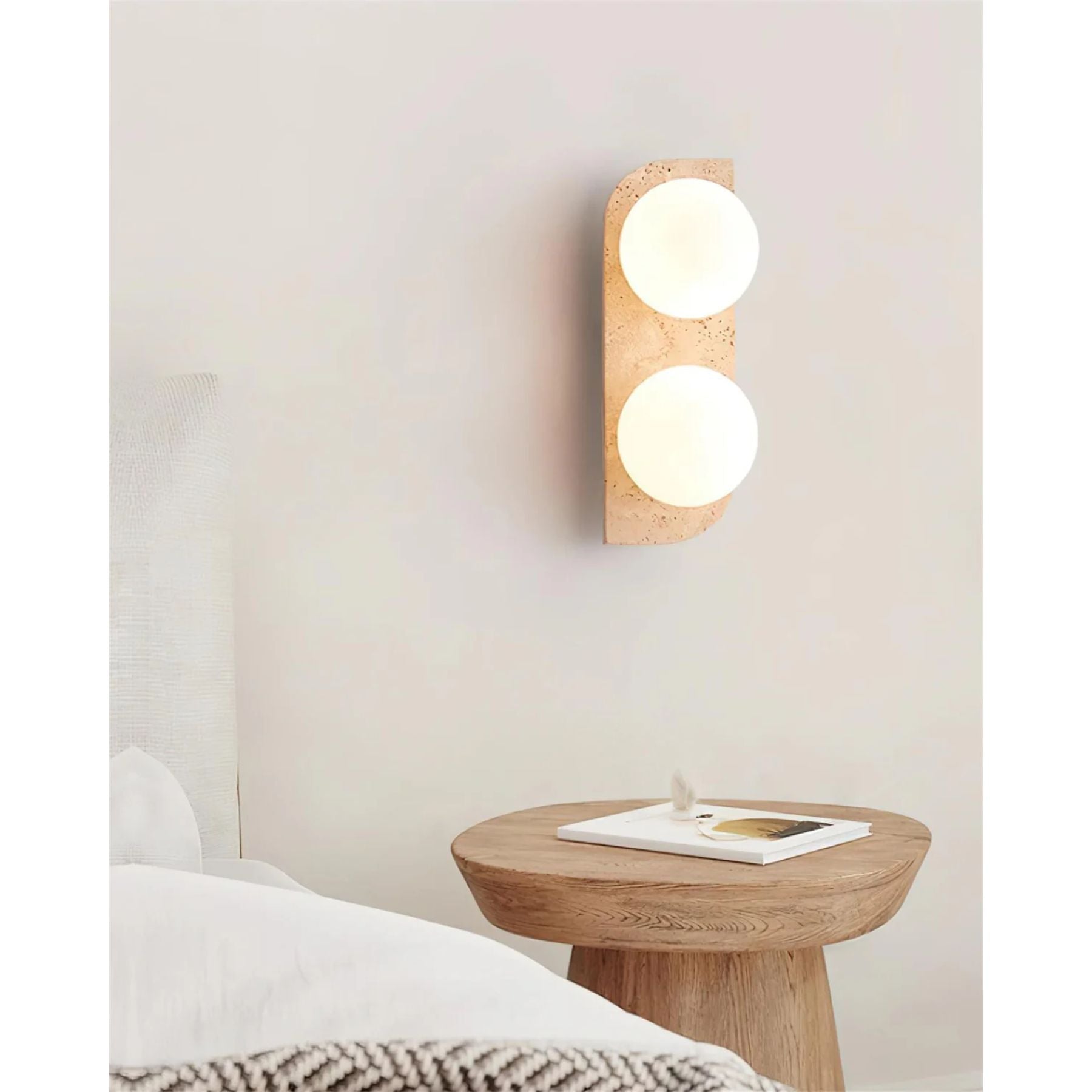 Lampe murale en pierre avec boules lumineuses rondes