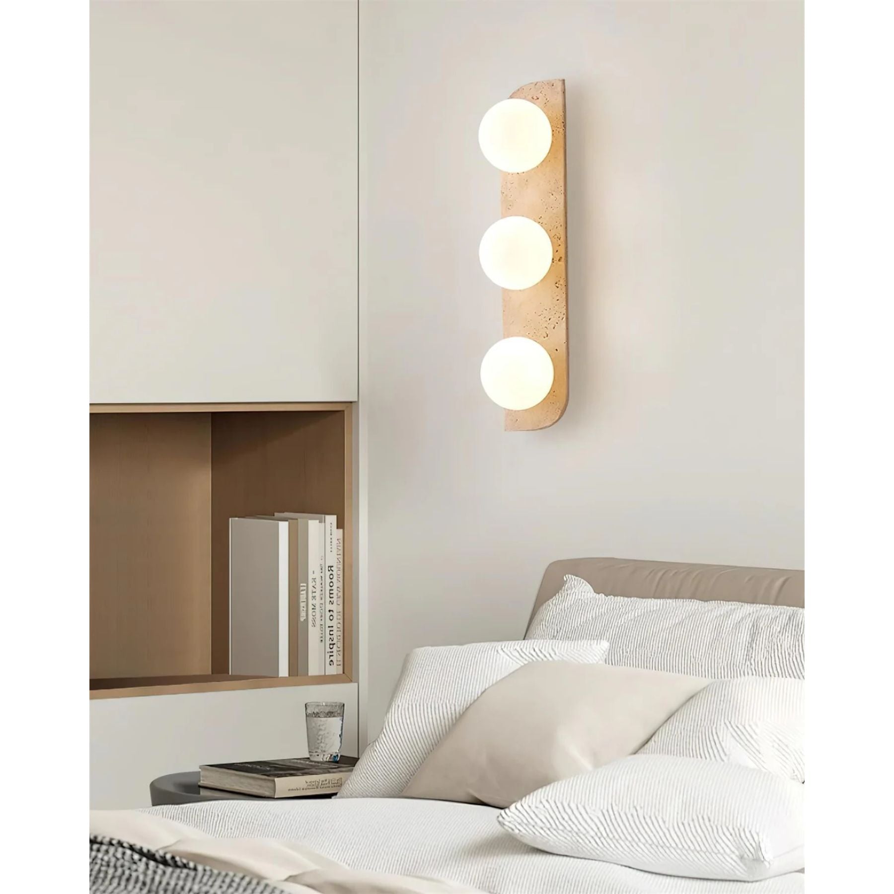 Lampe murale en pierre avec boules lumineuses rondes
