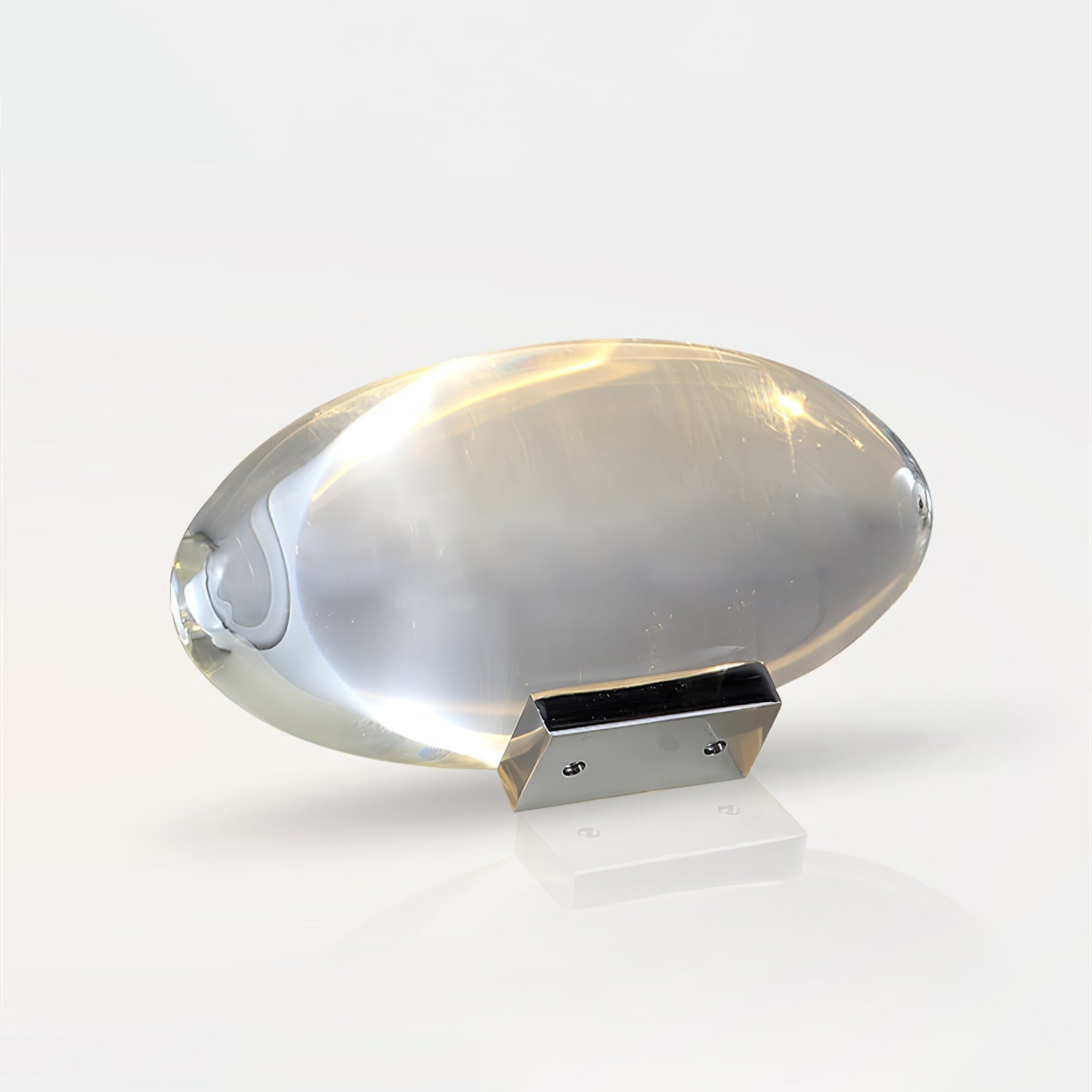 Artystyczna lampa stołowa w kształcie oka