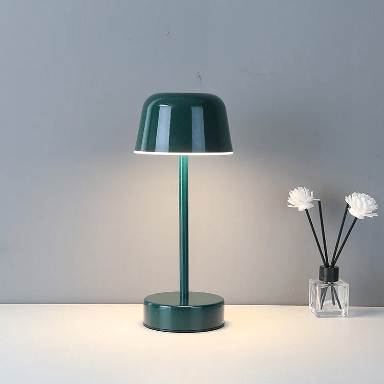 Lampe de table colorée moderne au style minimaliste