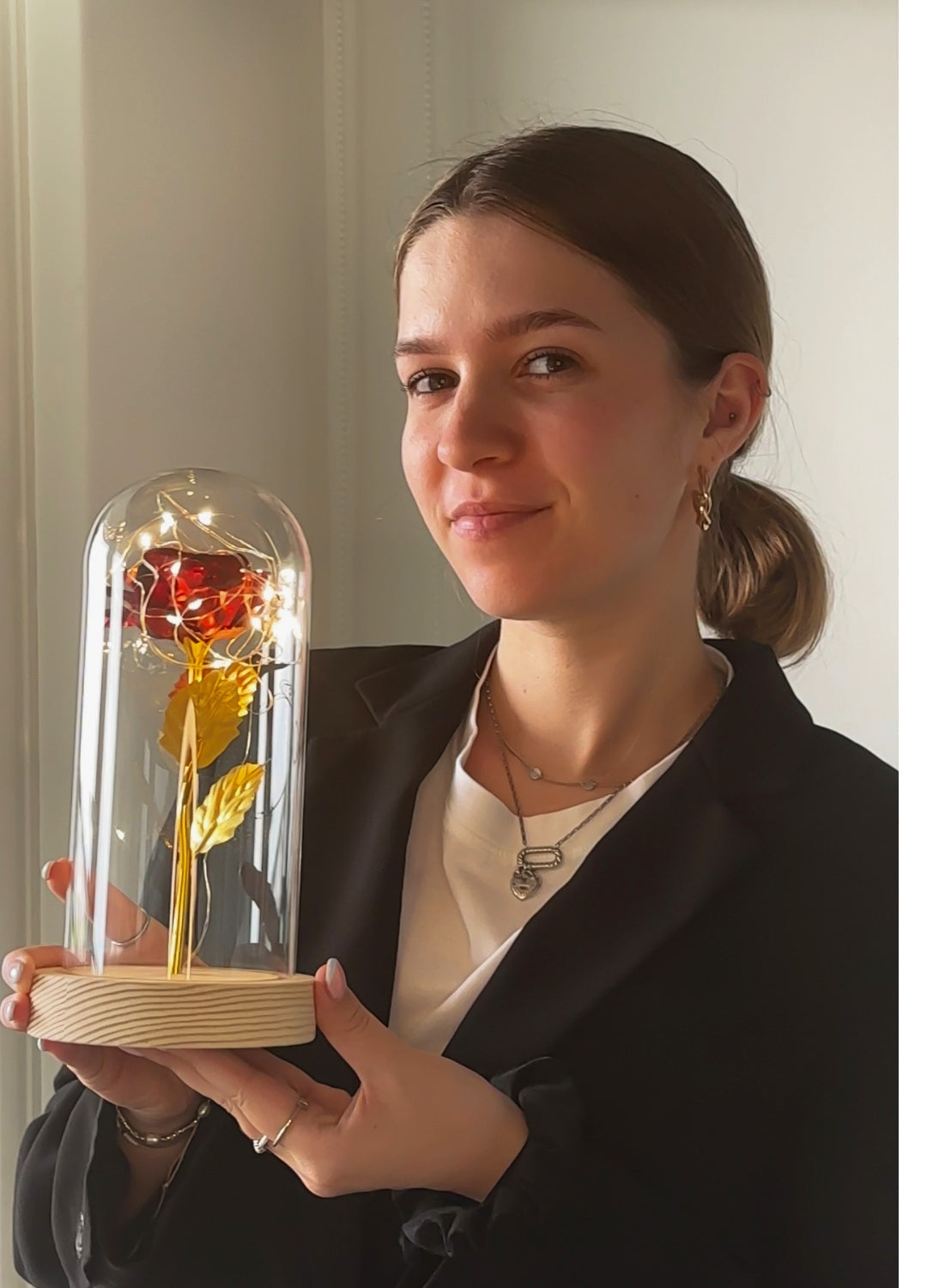 Lampe de table LED Rose sous cloche en verre