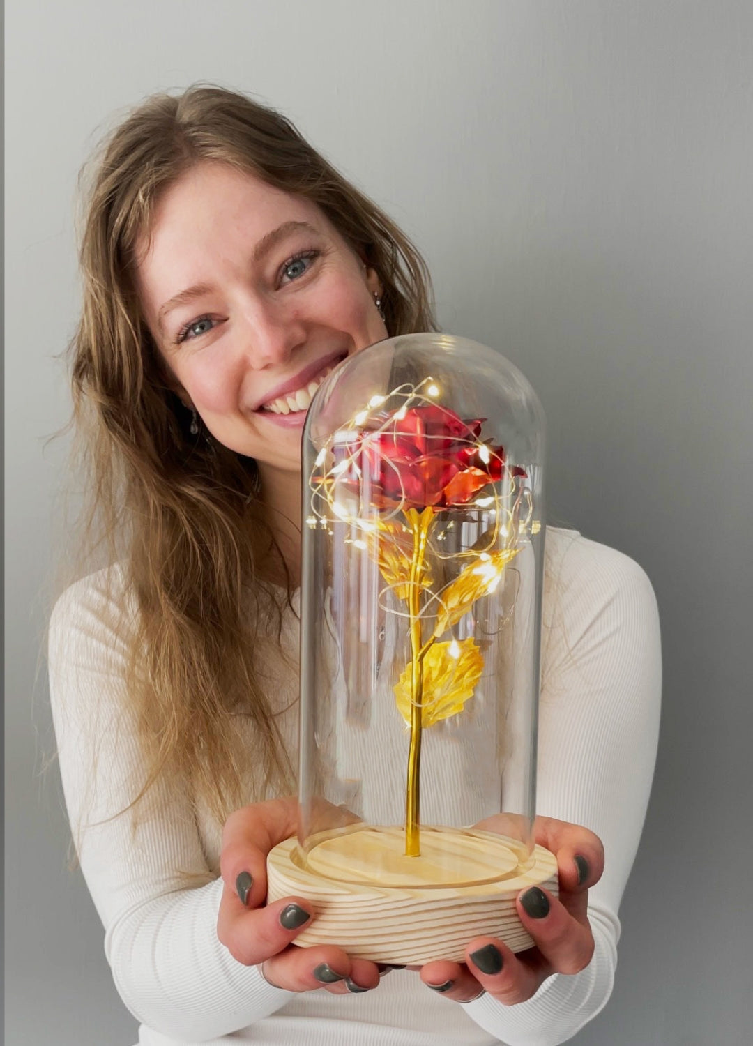 Lampe de table LED Rose sous cloche en verre