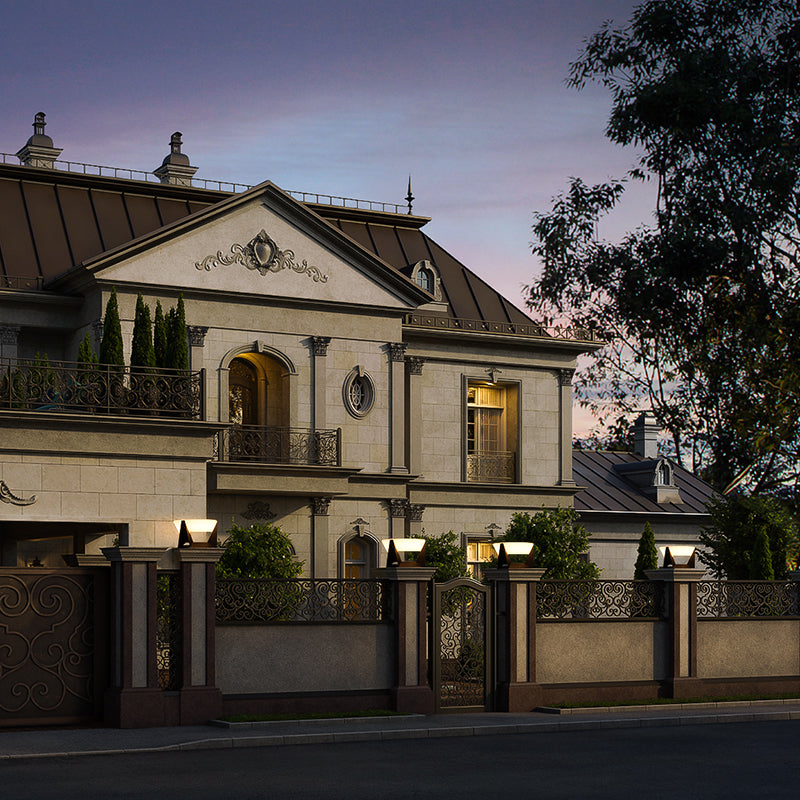Solarlamp buiten met ronde plaat en wit licht