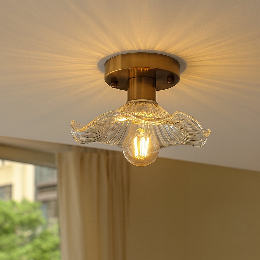 Lampa sufitowa w stylu vintage z motywem kwiatowym