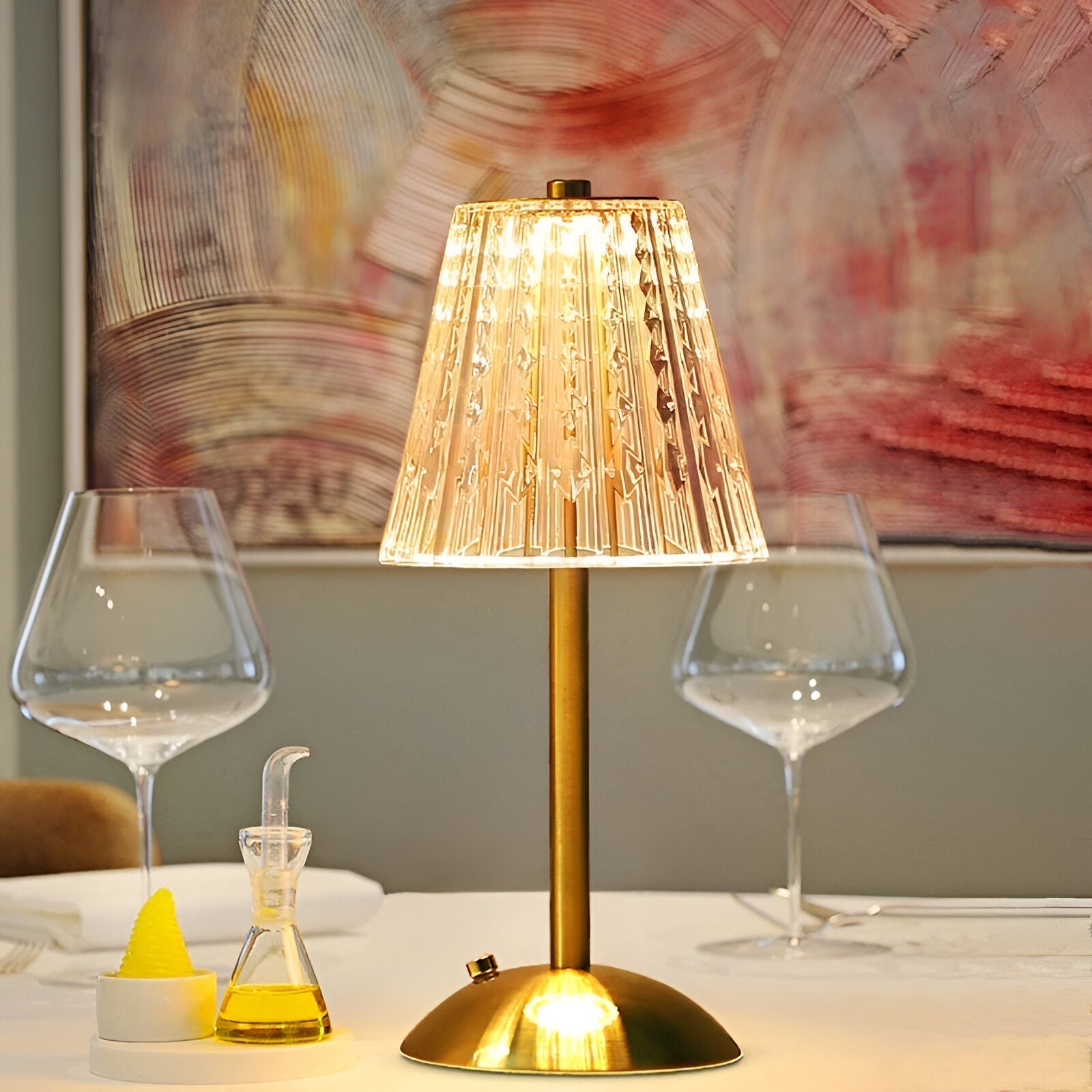 Lampe de table avec abat-jour en verre texturé et pied en métal