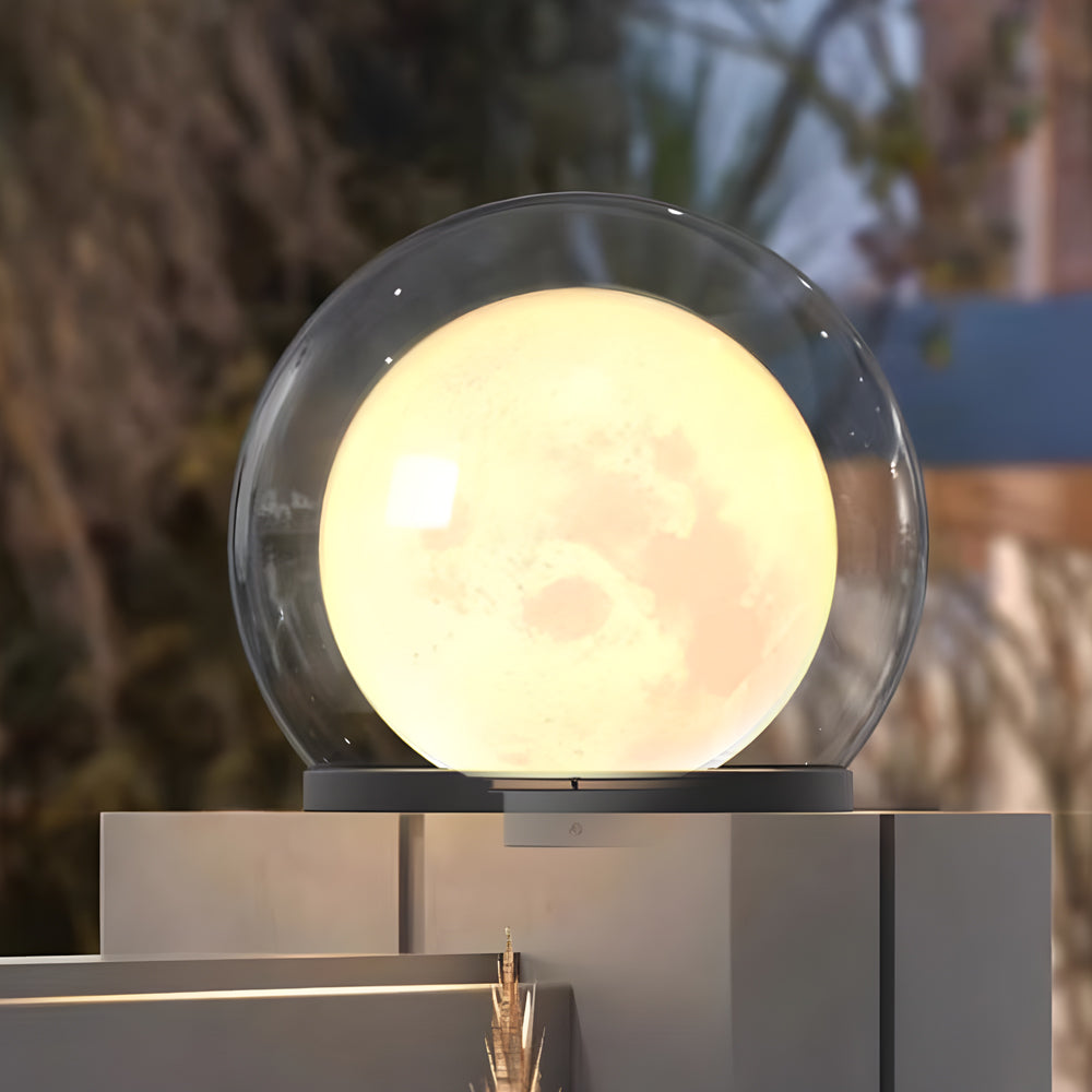 Lampe sphérique extérieure avec diffuseur rond et socle en métal