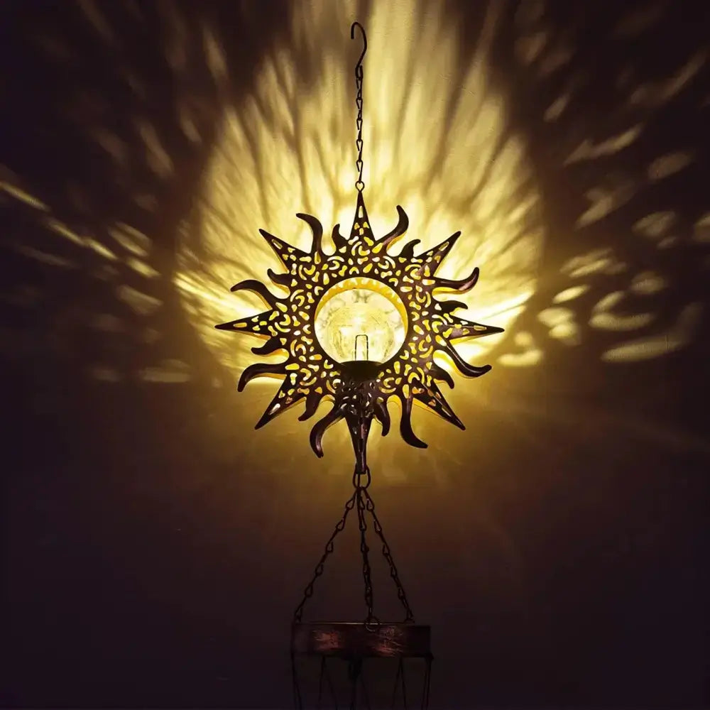 Décoration suspendue lunaire avec boule en verre