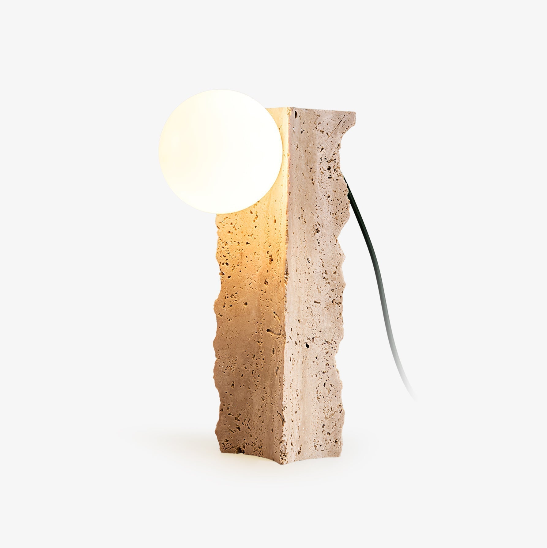 Lampe de table en travertin avec forme verticale et lumière latérale sphérique