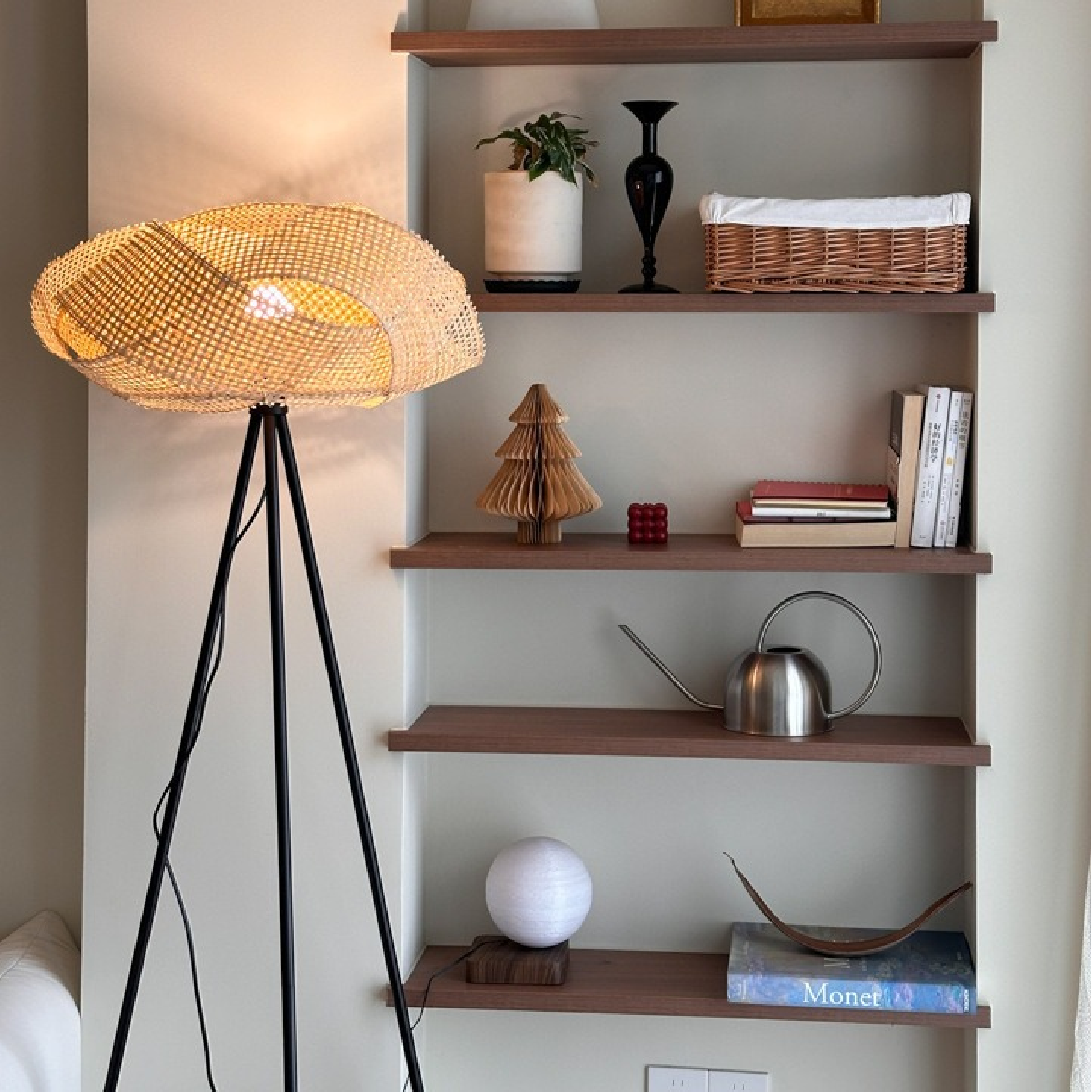 Artystyczna lampa podłogowa z bambusa