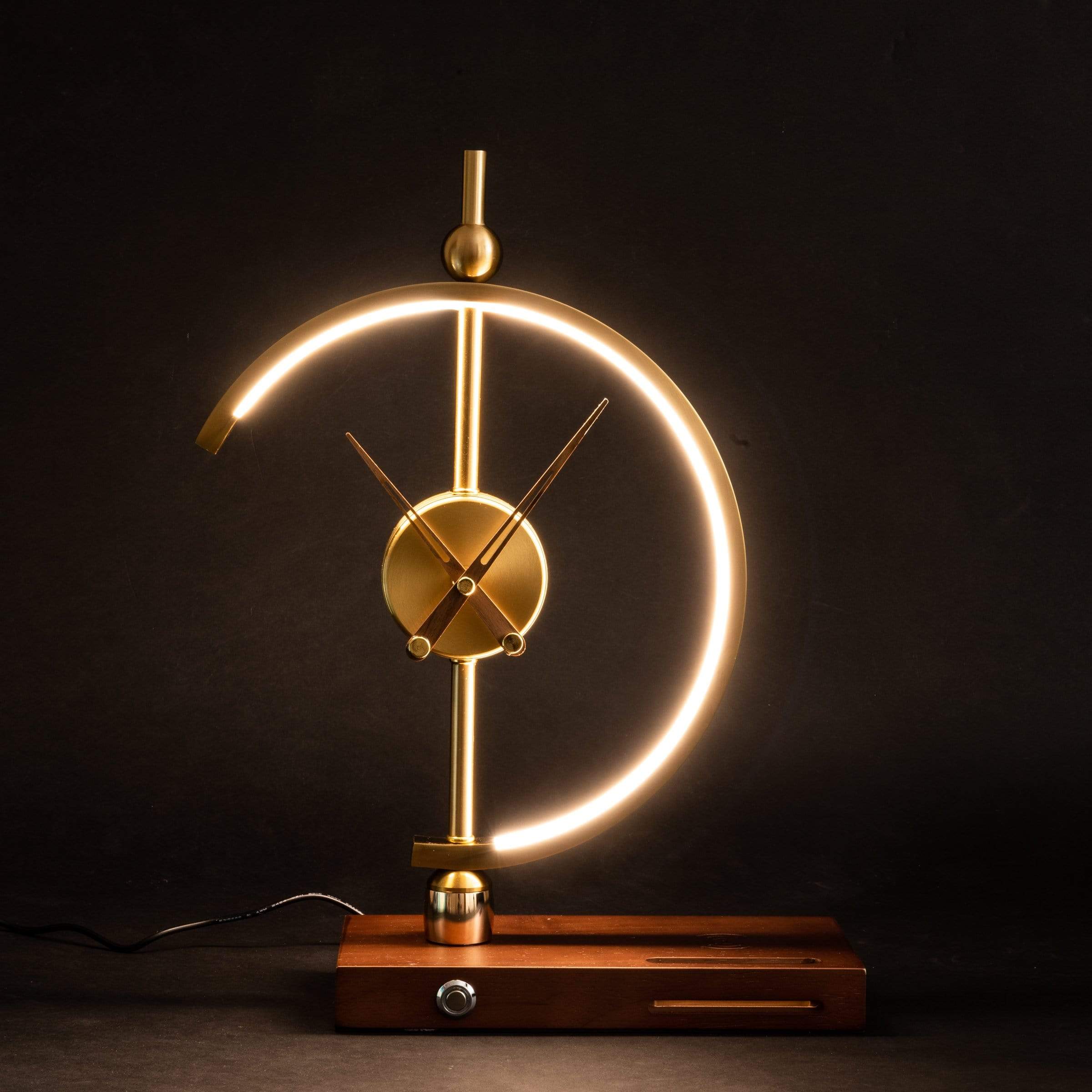 Lampe de table avec cadre lumineux rond et cadran d'horloge