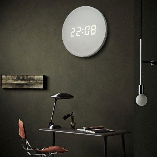 Okrągły zegar ścienny LED z datą i temperaturą