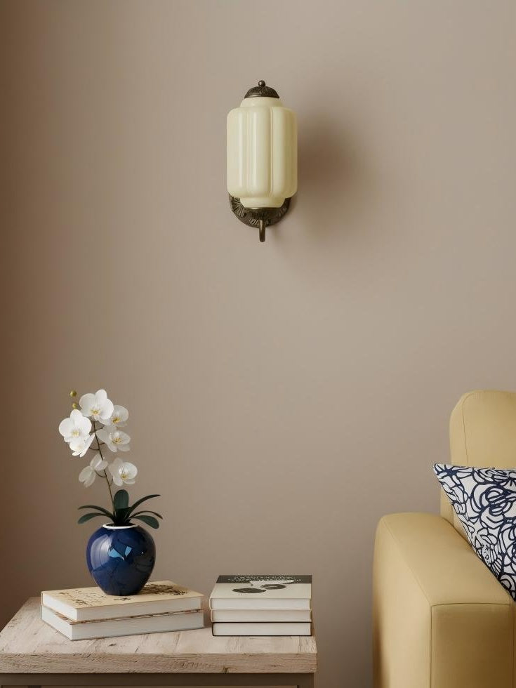 Klasyczna szklana lampa ścienna w kształcie dyni